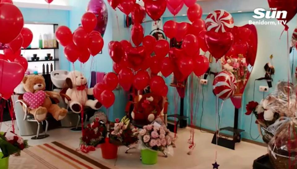  Vlad buys hundreds of flowers, balloons and teddy bears in a bid to win back Kenneth