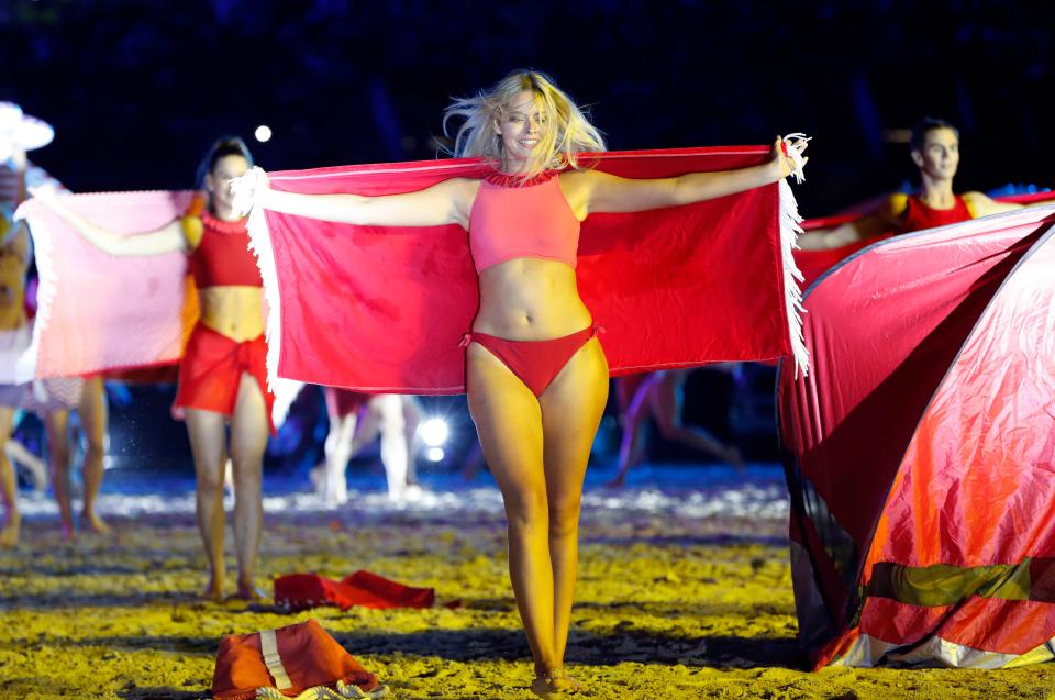  It was all beaches and bikinis for the opening ceremony of the Commonwealth Games