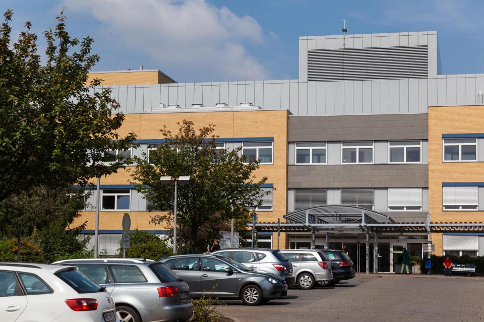  German media reported that the plastic surgeon worked at the Ameos Hospital in Halberstad