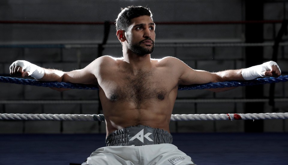 Amir Khan knows he must beat Phil Lo Greco to carry on boxing