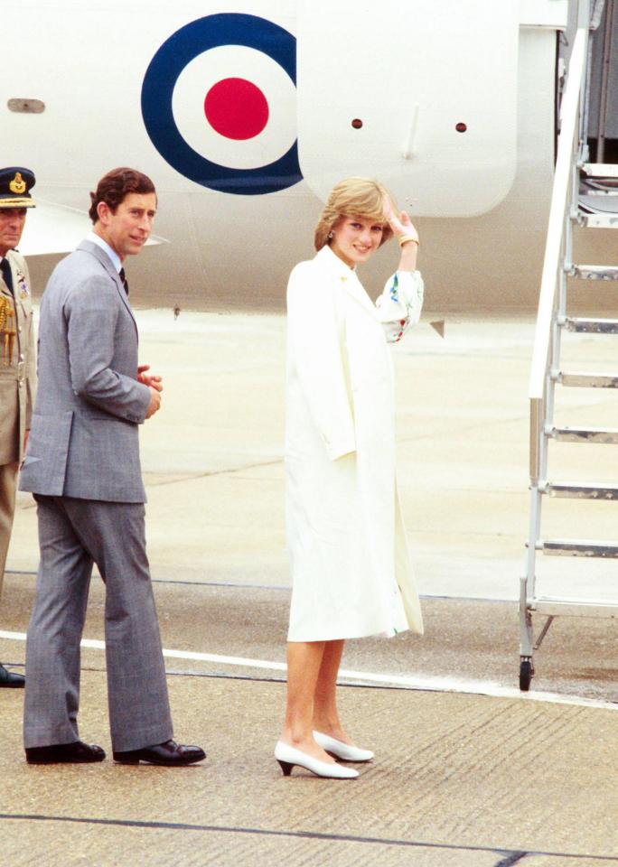  Di wore a cream coat to hop on a plane in Southampton, bound for her honeymoon in 1987