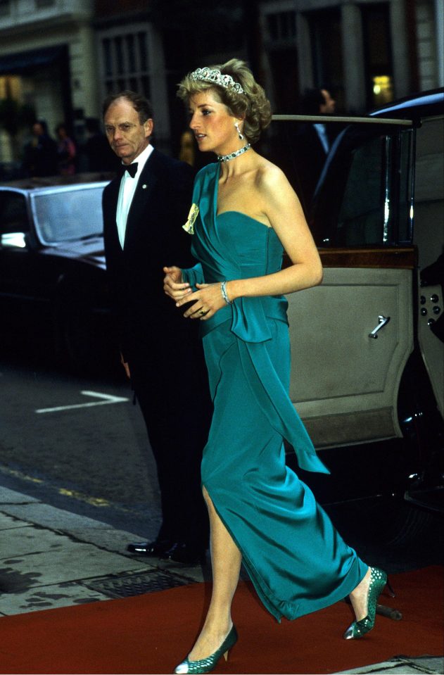  Diana wore a teal evening dress in 1988 to a state banquet for the then Turkish president