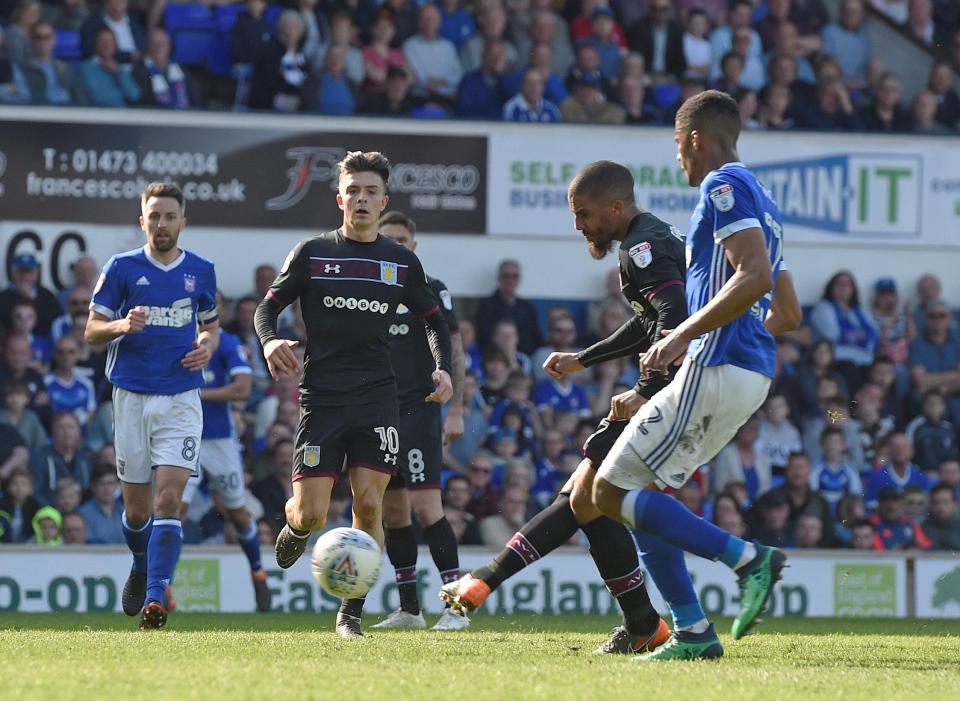  Lewis Grabban bags a brace in second half