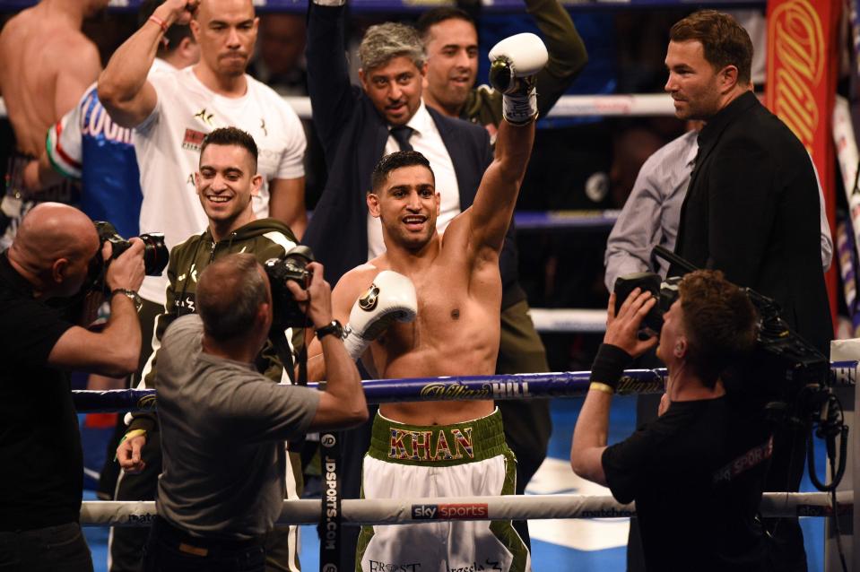 Amir Khan was given a loud ovation by the Liverpool crowd in his first fight in Britain for five years