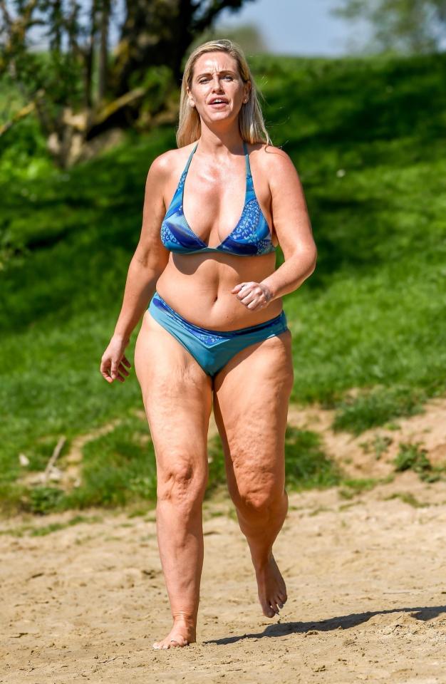  She stripped to a bikini during the spring heatwave