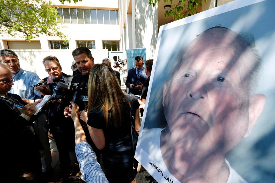  Sacramento County Sheriff Scott Jones answers reporters' questions