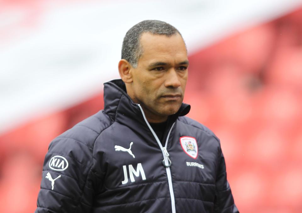  Barnsley ended visitors Brentford's play-off hopes.