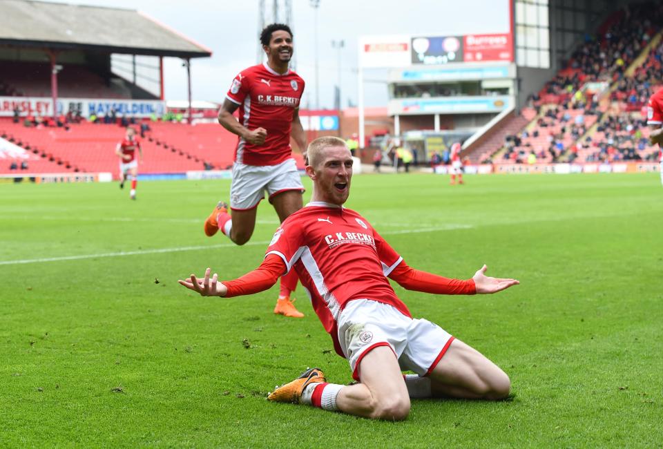  Oli McBurnie celebrates his goal to give Barnsley a 2-0 lead.