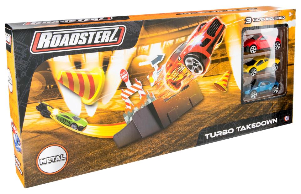  The Roadsterz Turbo Takedown comes with three cars and costs just £2