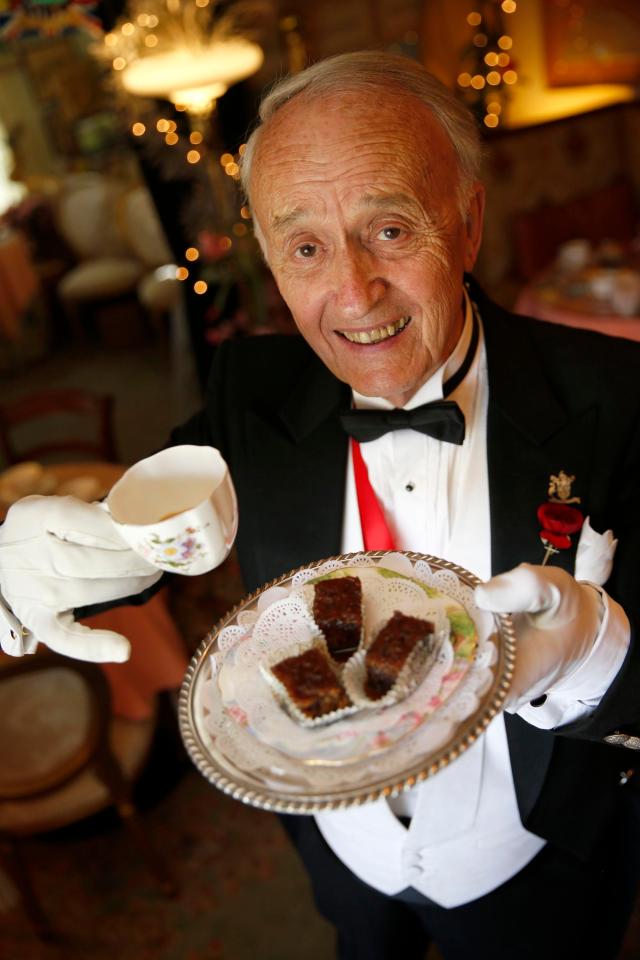  Edmund served Meghan his famous sticky toffee pudding - which she "absolutely loved" he says