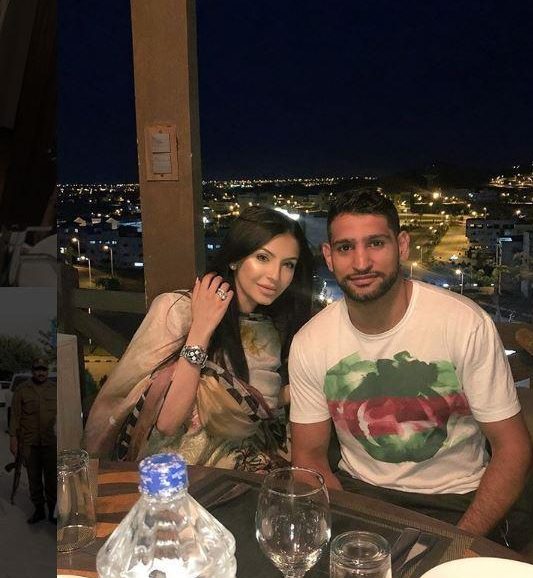 Faryal Makhdoom has unfollowed her love rat husband Amir Khan on Instagram after more cheating allegations