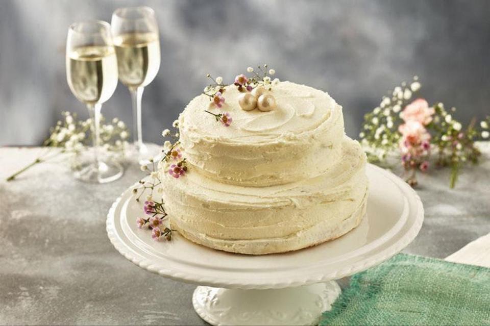  Iceland is selling a handmade elderflower and lemon cake