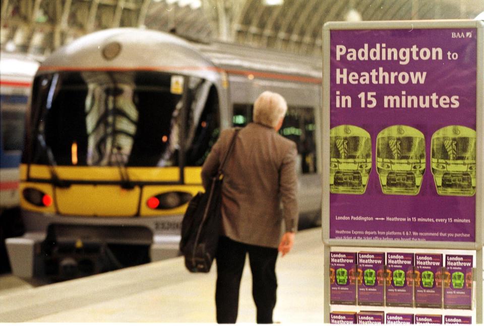  Travellers remember: the Heathrow Express train is also affected