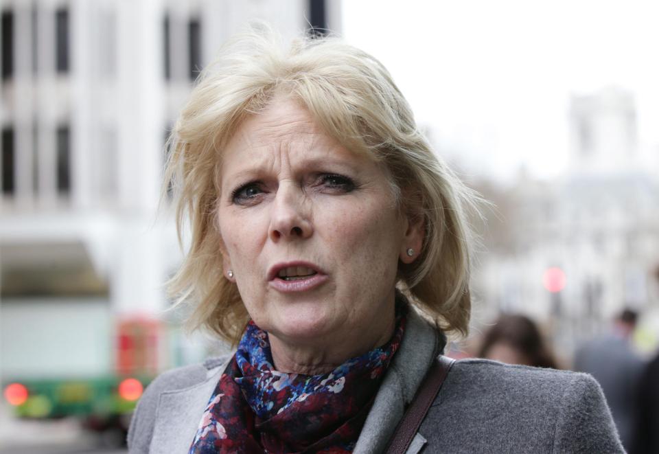  Theresa May must not let the likes of Tory Europhile Anna Soubry weaken Britain's negotiating position