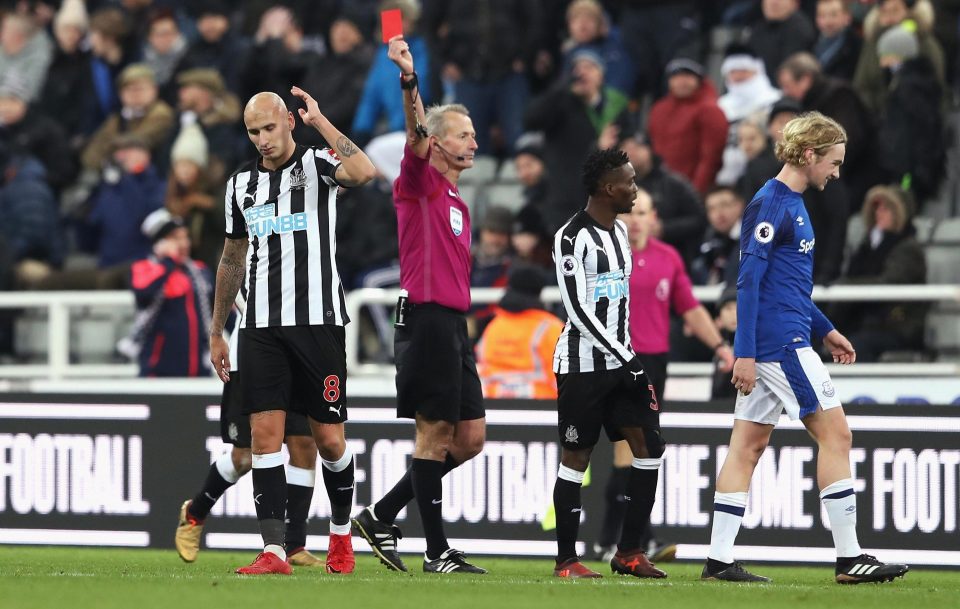 Newcastle star Jonjo Shelvey received a second red card this season against Everton