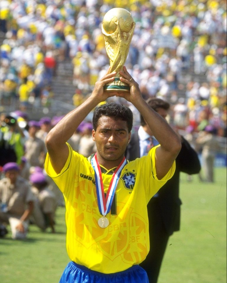  Romario lifts the World Cup after winning the 1994 tournament