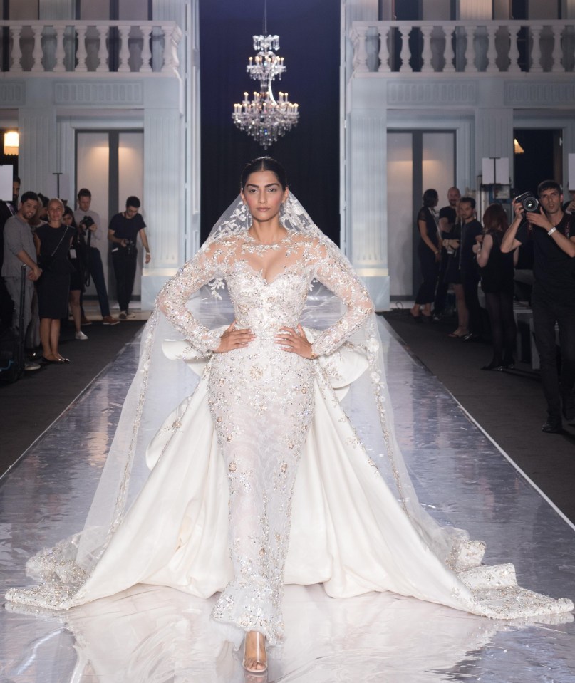 Meghan will reportedly wear the stunning Ralph & Russo gown on May 19