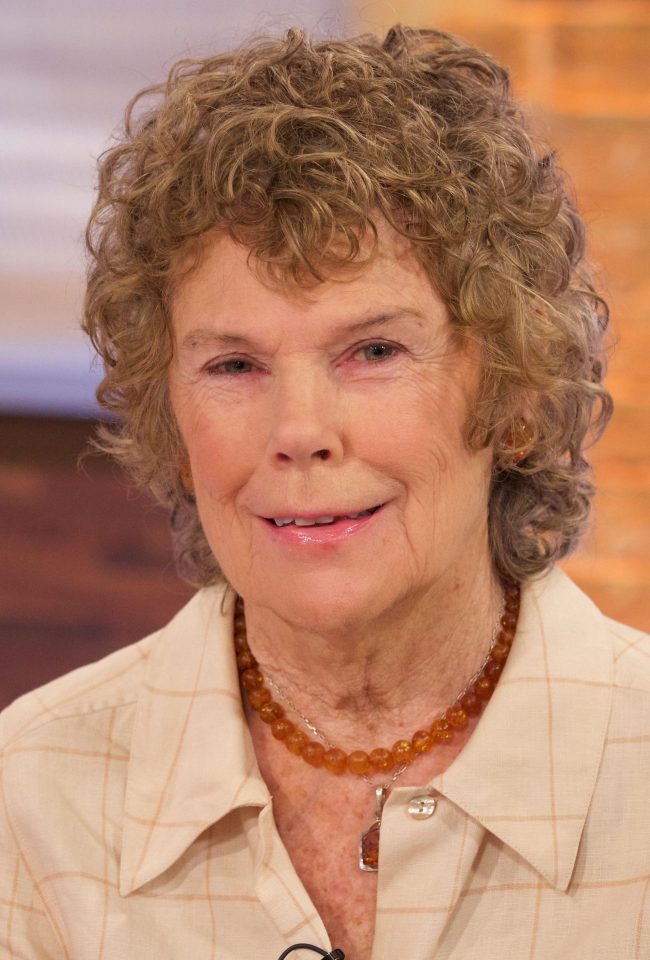  Furious Labour veteran Kate Hoey challenged Northern Ireland Secretary Karen Bradley on the border issue