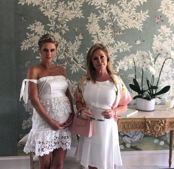  Nicky Hilton had a gorgeous event at her home for her second pregnancy