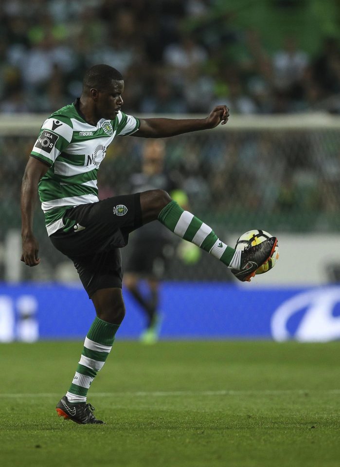  Everton sent scouts to watch Carvalho's return to action against Benfica on Saturday