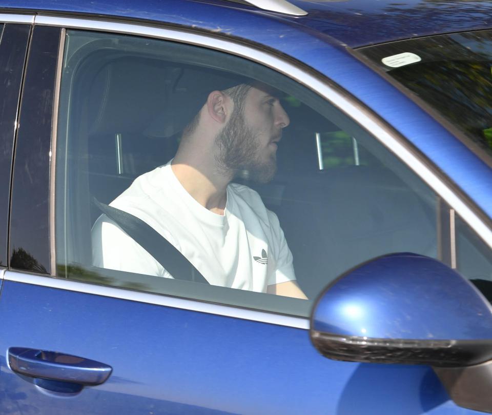 Manchester United keeper David De Gea drives to Carrington training base