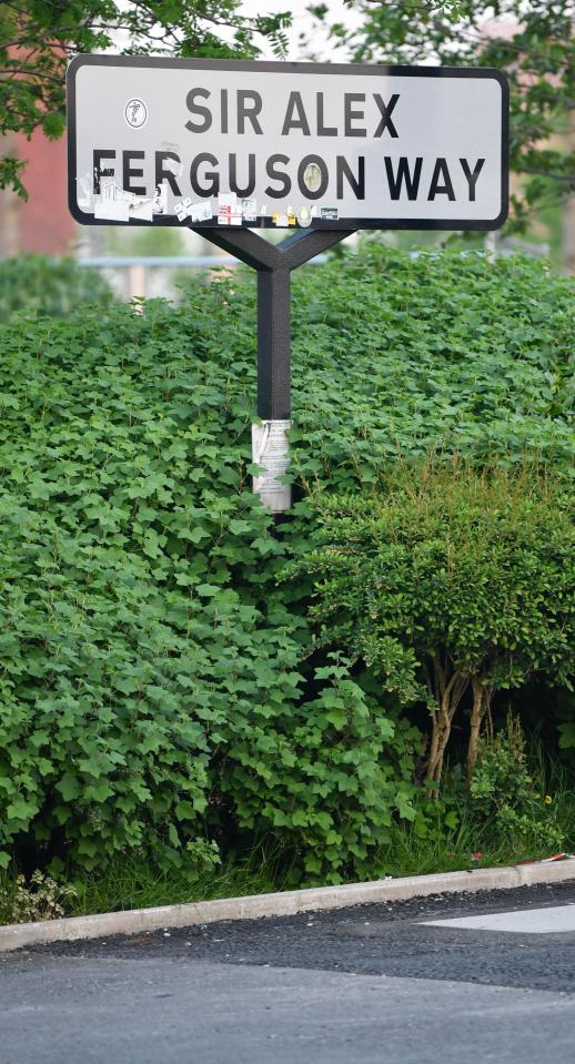 One sign remains up at the Sir Alex Ferguson Way