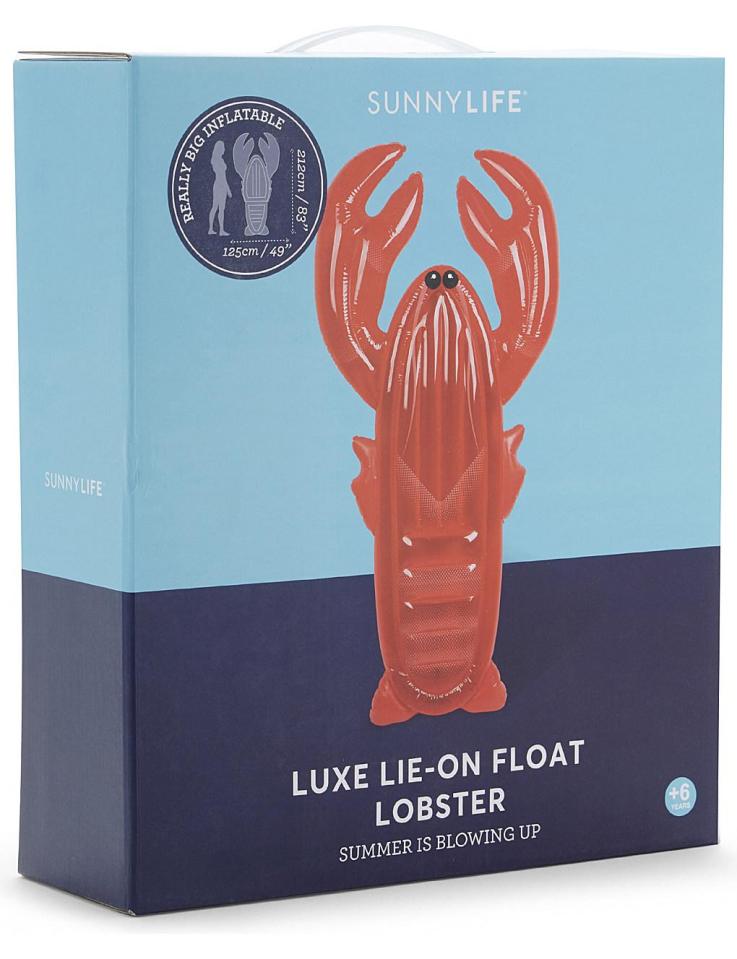  Lobsters are on-trend right now, even when it comes to swimming pool accessories