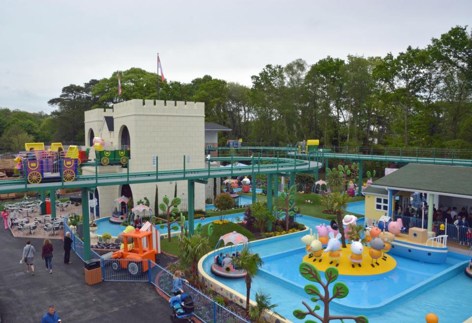  One of two rides at Peppa Pig World features a Queen’s Castle