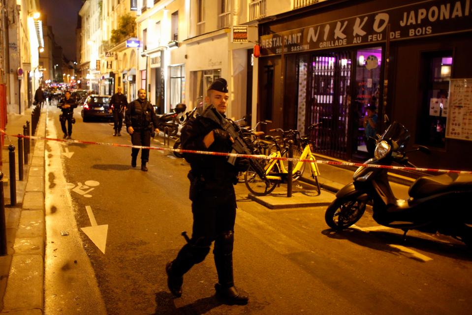  The attacker was subdued by officers during the stabbing attack in the 2nd arrondissement