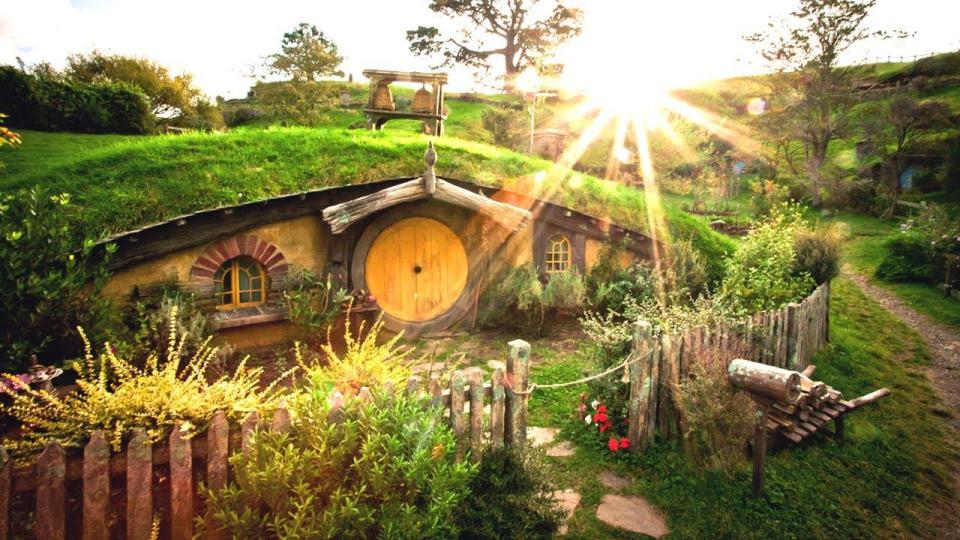  Hobbit homes featured in Peter Jackson's big-screen adaption of Lord Of The Rings