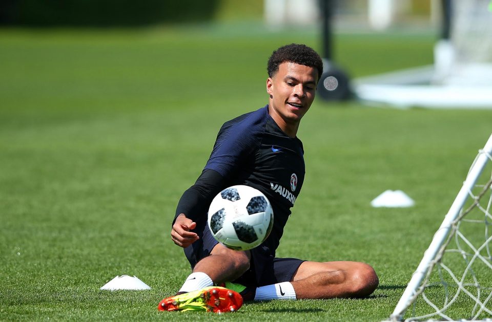  Tottenham's midfield superstar ace Dele Alli works on his kick-ups