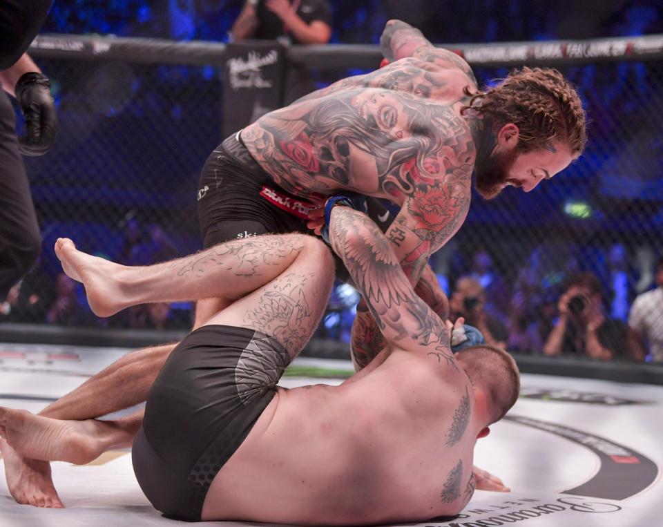  Aaron Chalmers pulled off a stunning win against Ash Griffiths