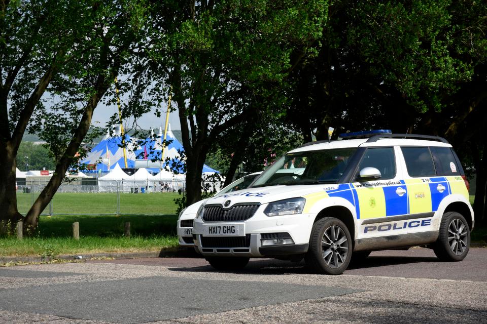  Police officers and dogs were sent to the music site to carry out investigations