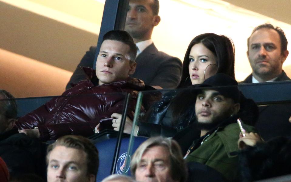  The couple watching PSG vs FC Metz last season