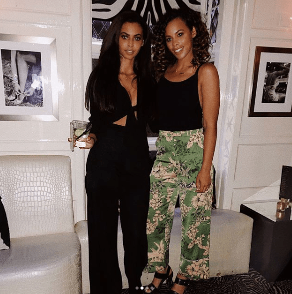  Many of her followers said Rochelle and Sophie looked like twins