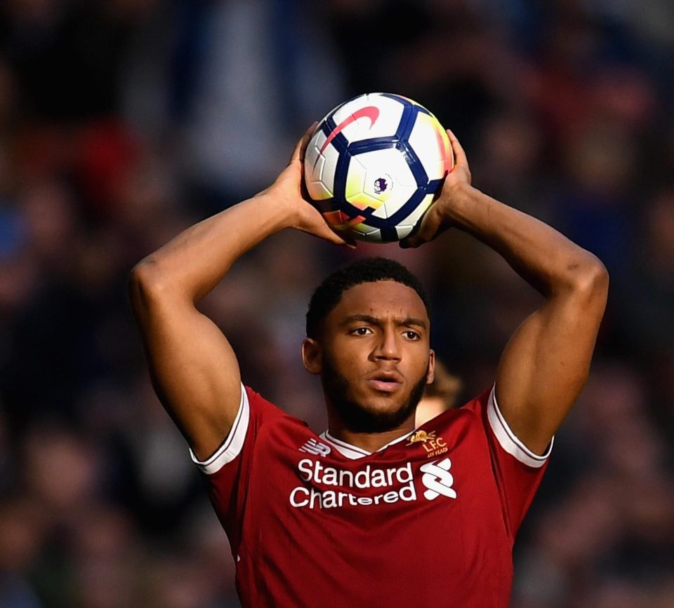  Joe Gomez has learned from Thomas the art of the perfect throw-in