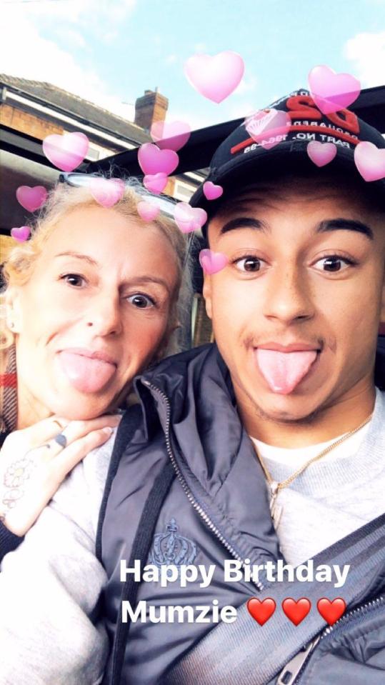  Jesse Lingard often visits his mum Kirsty and shares a sweet selfie on Instagram