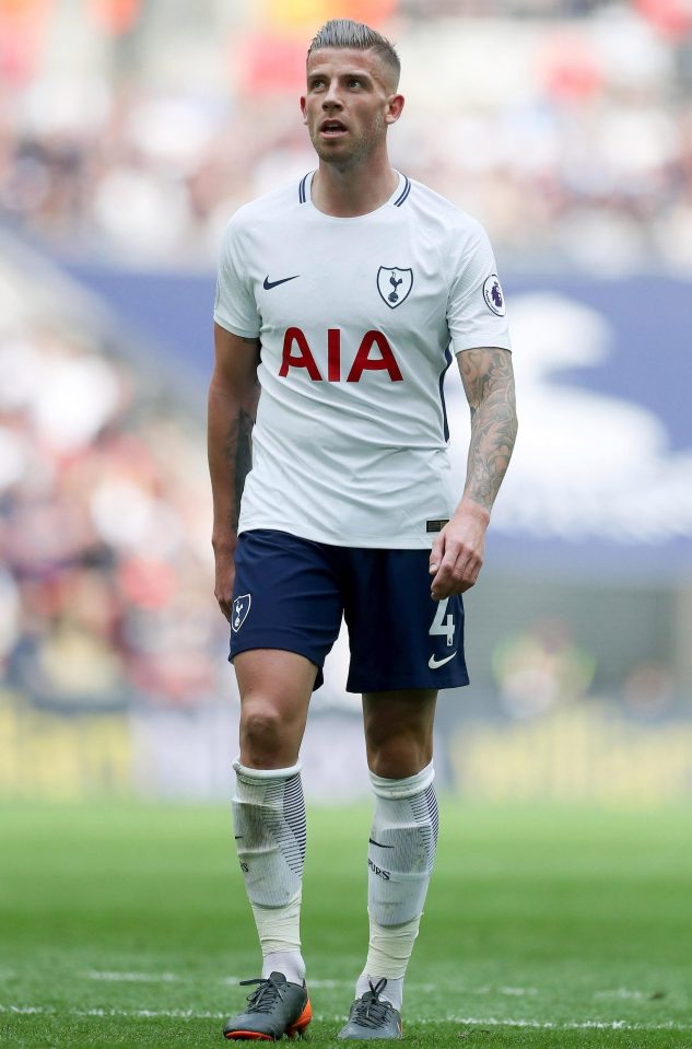 Manchester United are considering a move for Tottenham’s Toby Alderweireld 