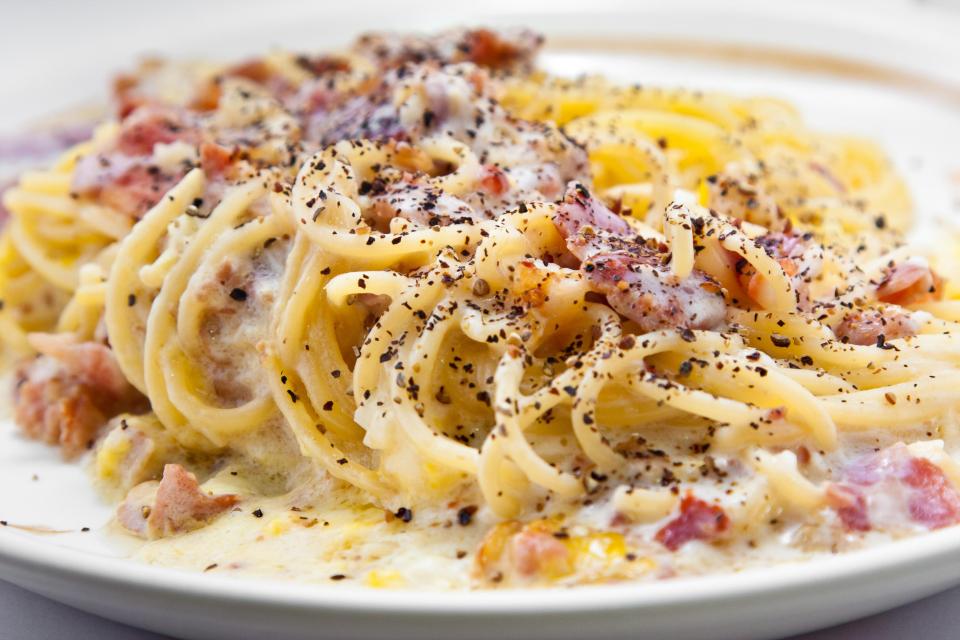  A celebrity chef has revealed you should never add cream to your carbonara recipe - use this secret ingredient instead