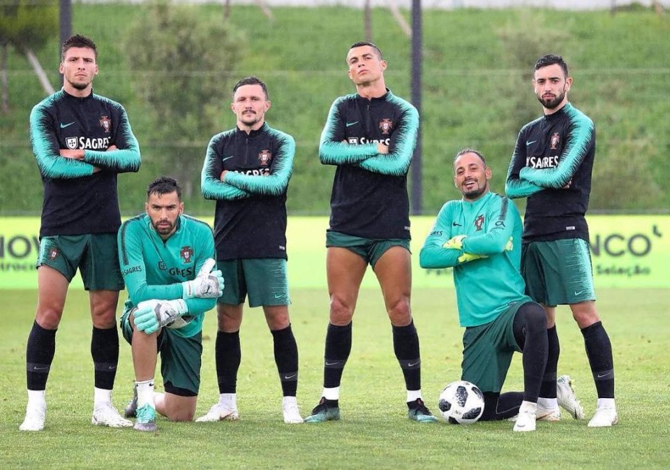  Cristiano Ronaldo struck a pose with his Portugal team-mates in training