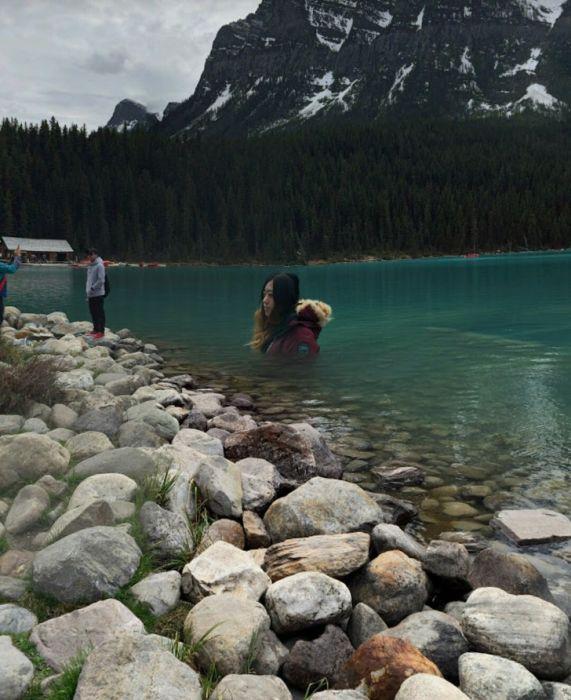  In this snap the subject has become an enormous ghost rising out of a lake