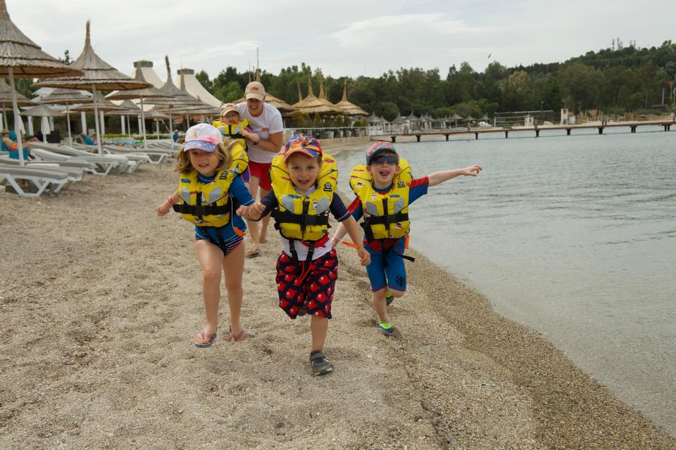  Little ones can play in their own mini-castle, while older children get introductions to everything from windsurfing to sailing