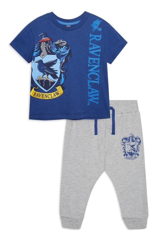  Little ones can choose which house they'd like to resemble in their loungewear