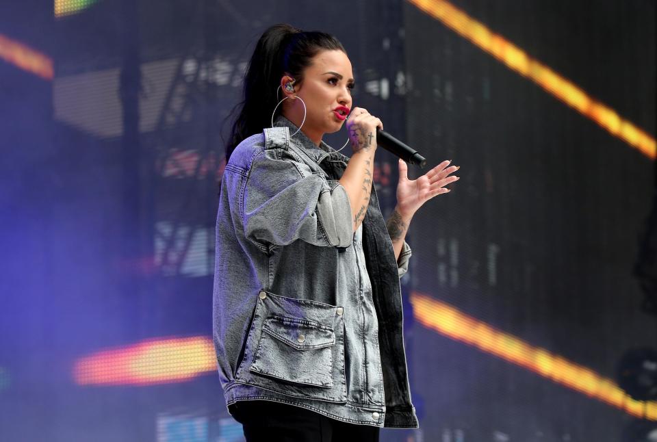  Demi Lovato donned a denim jacket for her show-stopping performance