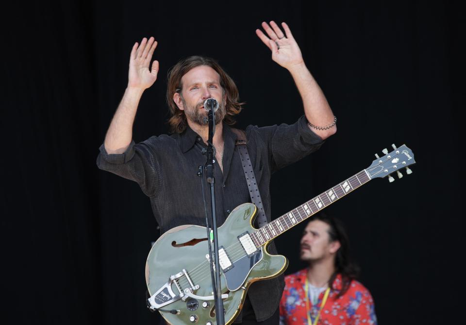 Bradley Cooper made a surprise appearance at Glastonbury in 2017