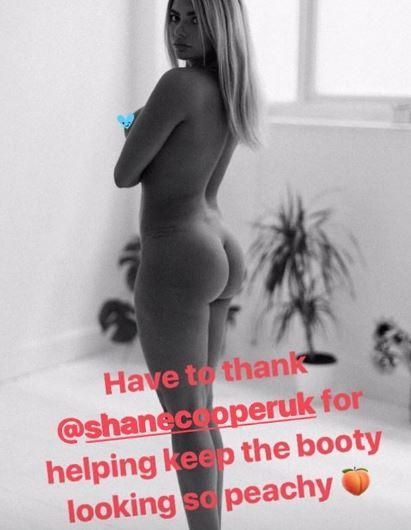 Megan posted a fully starkers shot to show off her bum