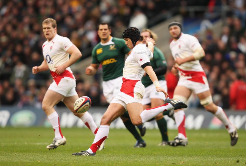 Cipriani takes a kick during his last start for England - a 2008 defeat to South Africa at Twickenham