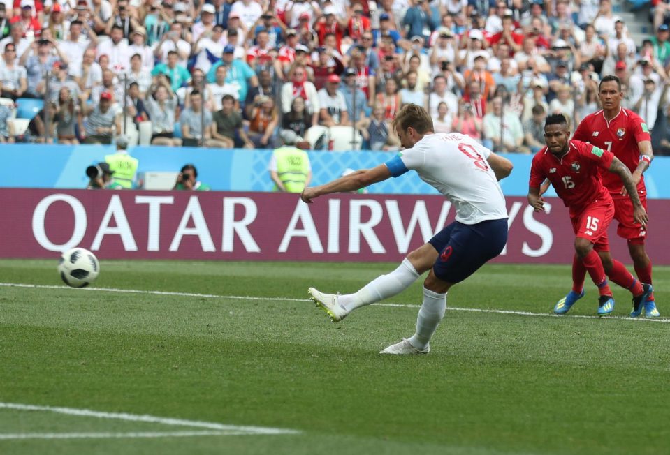  Harry Kane repeats the trick from the spot with another fierce penalty to make it five before the break