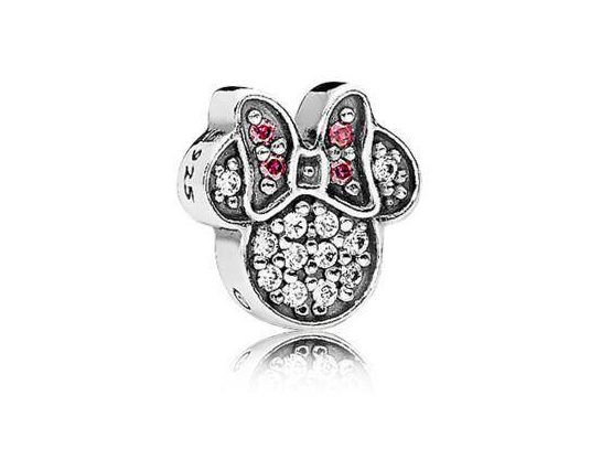  We're obsessing over this adorable Minnie Mouse charm