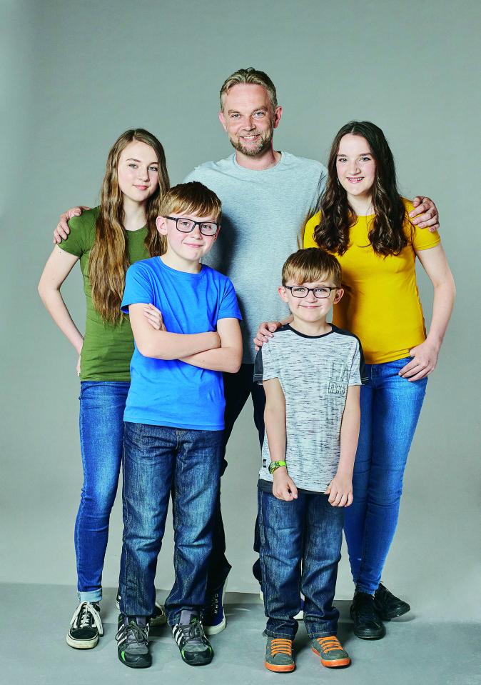  Bruce Deakin, 40, with his four children Cerys, 14, Dilys, 13, Malakai, 10, and Tate, seven